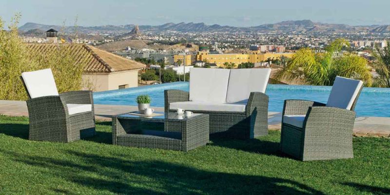 conjunto mobiliario jardín